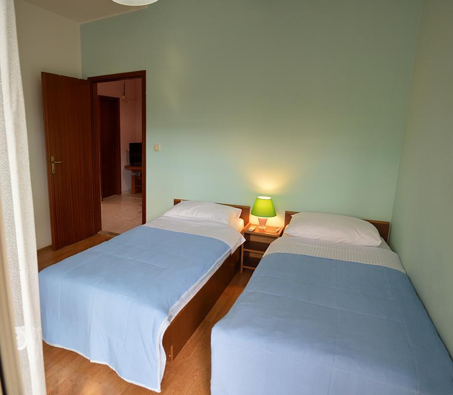 Apartments "Ruza" Водице Екстериор снимка