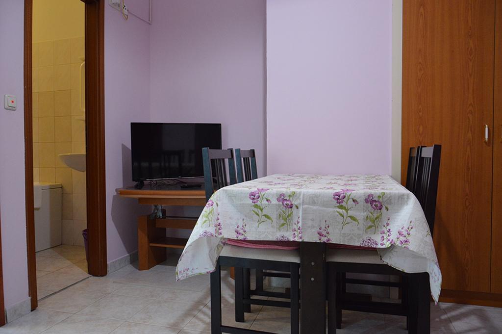 Apartments "Ruza" Водице Екстериор снимка