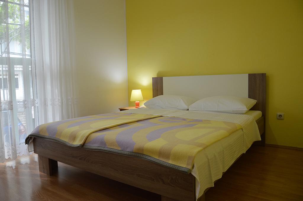 Apartments "Ruza" Водице Екстериор снимка