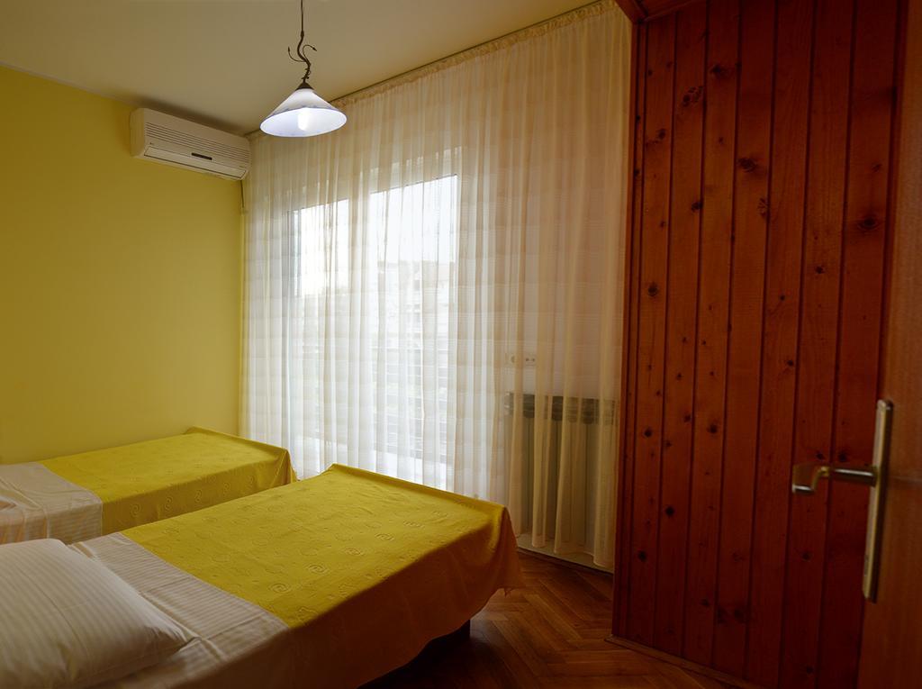 Apartments "Ruza" Водице Екстериор снимка