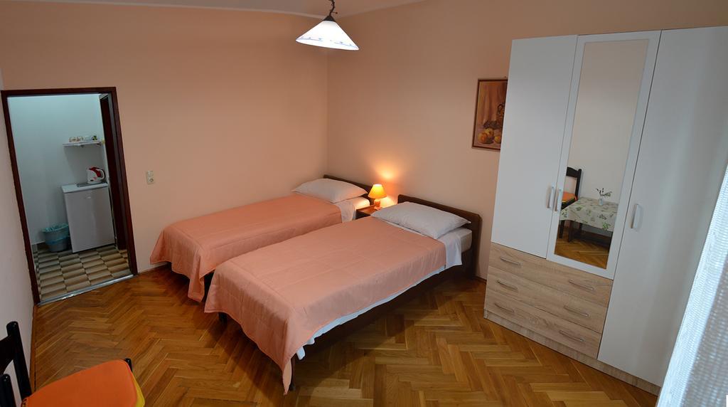 Apartments "Ruza" Водице Екстериор снимка