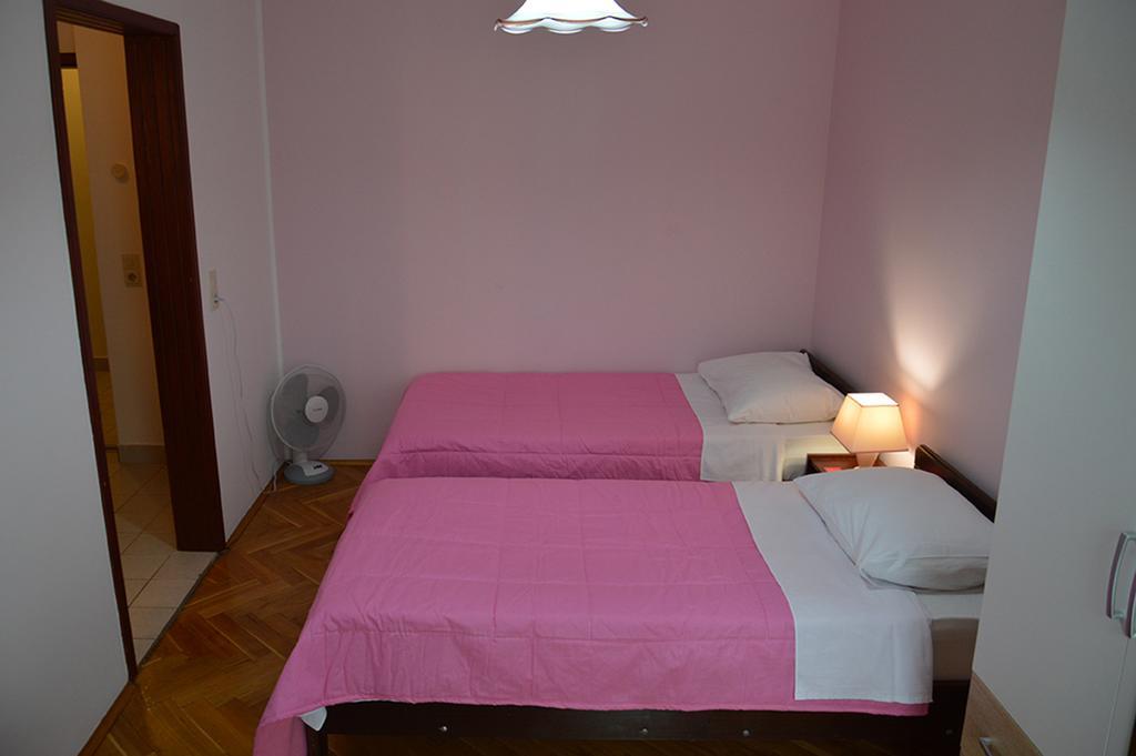 Apartments "Ruza" Водице Екстериор снимка