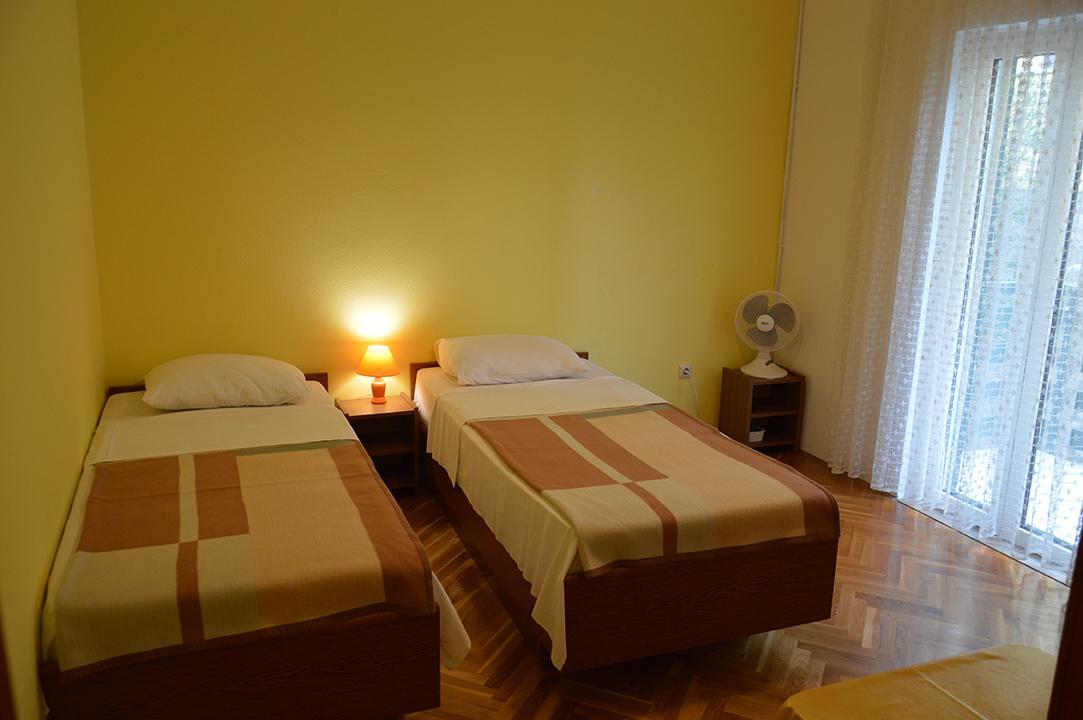 Apartments "Ruza" Водице Екстериор снимка
