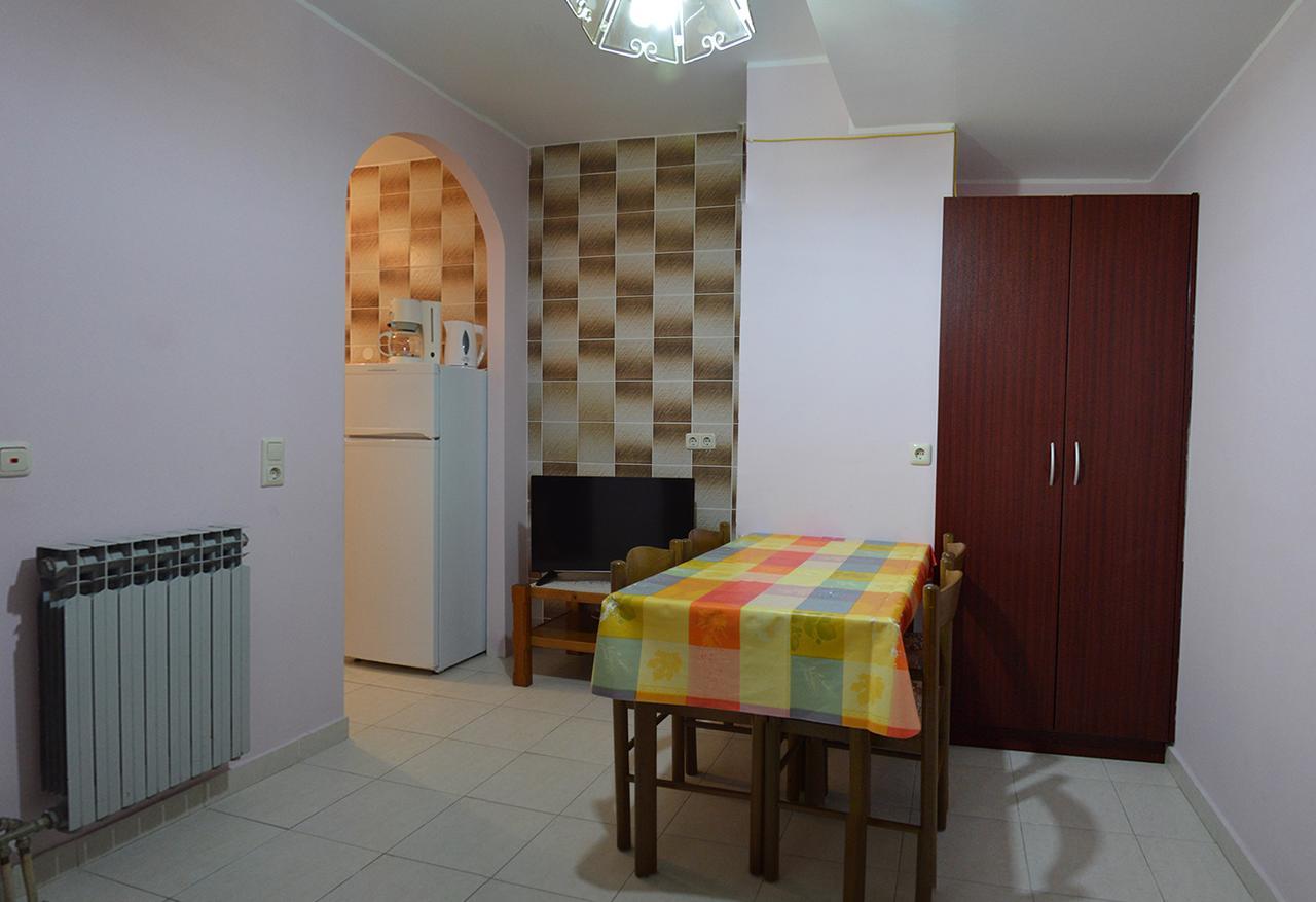 Apartments "Ruza" Водице Екстериор снимка